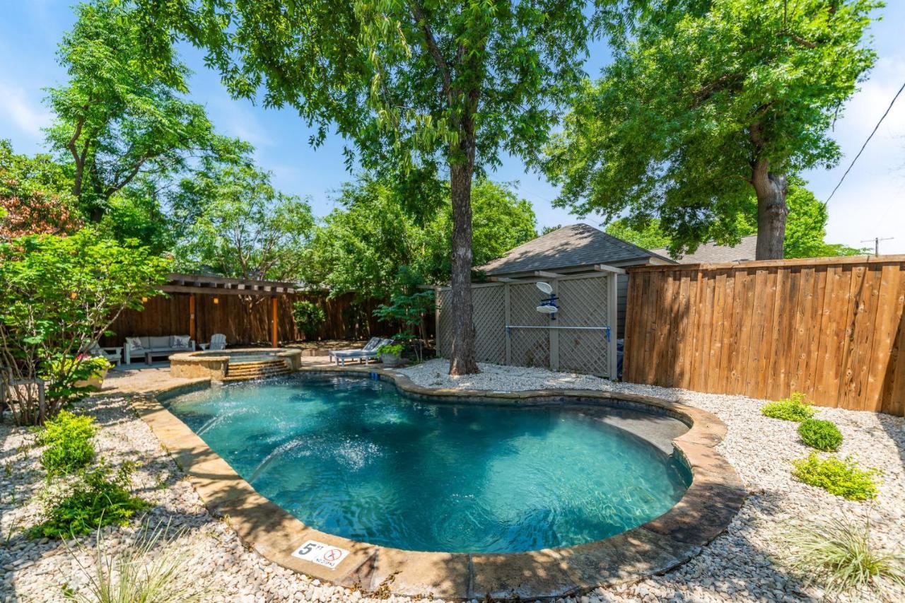 Sunset House - Luxury Pool And Hot Tub Retreat Villa Dallas Exteriör bild